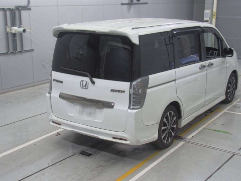 2013 Honda Step WGN Spada RK5[1]