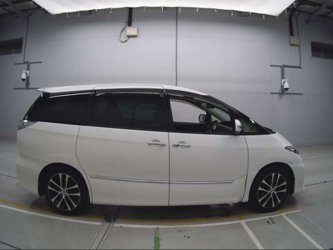 2014 Toyota Estima ACR50W[2]