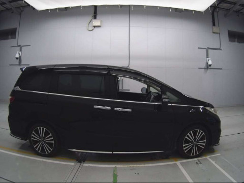 2014 Honda Odyssey RC1[2]