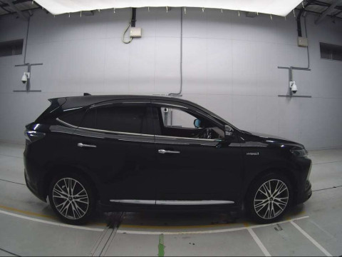 2014 Toyota Harrier Hybrid AVU65W[2]