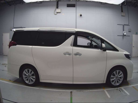 2015 Toyota Alphard AGH30W[2]