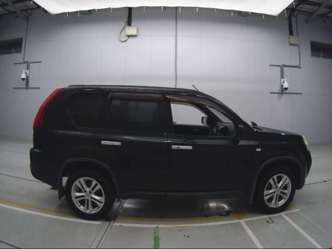 2011 Nissan X-Trail NT31[2]