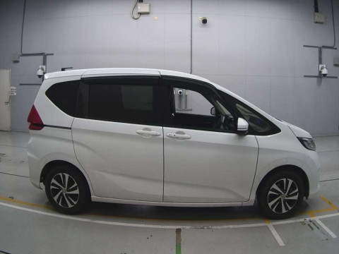 2016 Honda Freed GB5[2]