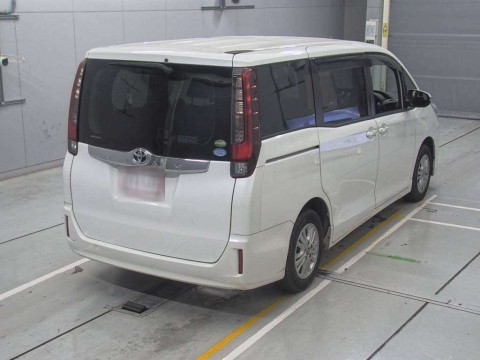 2016 Toyota Noah ZRR80G[1]