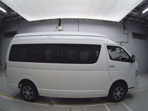 2024 Toyota Hiace Wagon TRH229W[2]