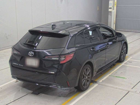 2020 Toyota Corolla Touring Wagon ZRE212W[1]