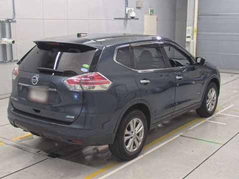 2015 Nissan X-Trail HNT32[1]