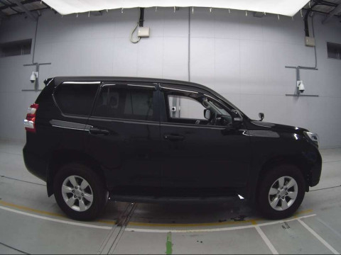 2014 Toyota Land Cruiser Prado TRJ150W[2]