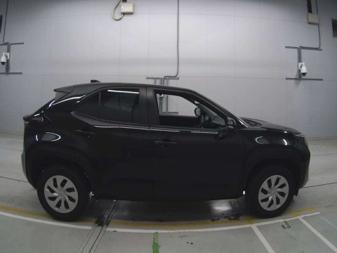 2021 Toyota YARIS CROSS MXPB10[2]