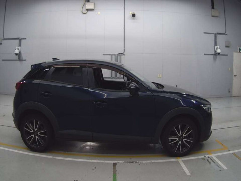 2016 Mazda CX-3 DK5FW[2]