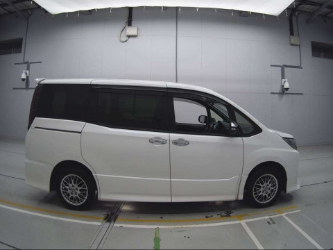 2021 Toyota Noah ZWR80W[2]