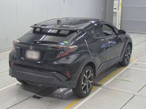 2018 Toyota C-HR NGX50[1]