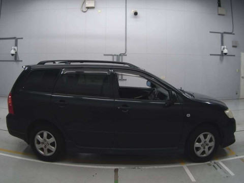 2004 Toyota Corolla Fielder NZE121G[2]