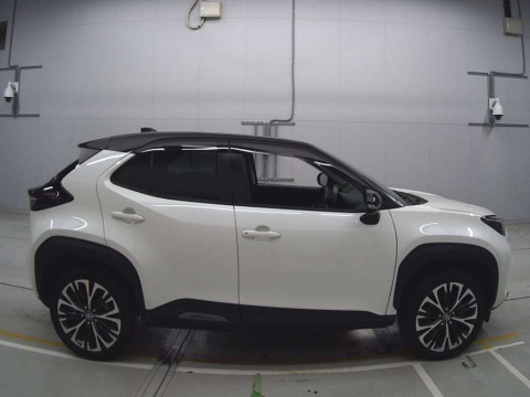 2020 Toyota YARIS CROSS MXPJ10[2]