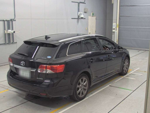 2012 Toyota Avensis Wagon ZRT272W[1]