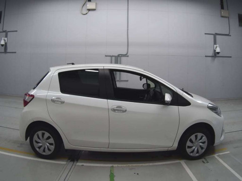 2020 Toyota Vitz KSP130[2]