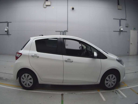 2020 Toyota Vitz KSP130[2]