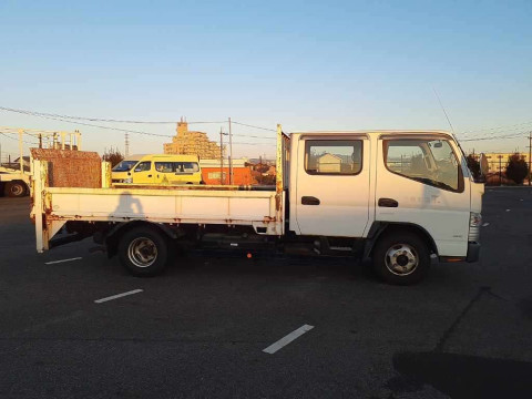 2014 Mitsubishi Fuso Canter FEA20[2]