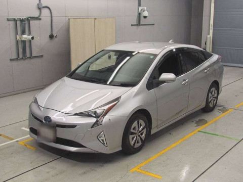 2016 Toyota Prius ZVW51[0]