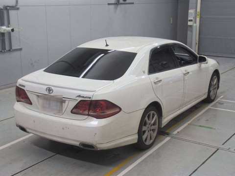 2009 Toyota Crown GRS200[1]