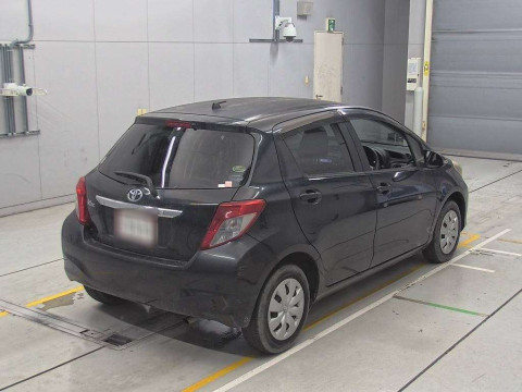 2012 Toyota Vitz NSP130[1]