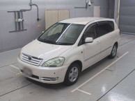 2002 Toyota Ipsum