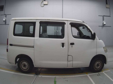 2008 Toyota Townace Van S402M[2]