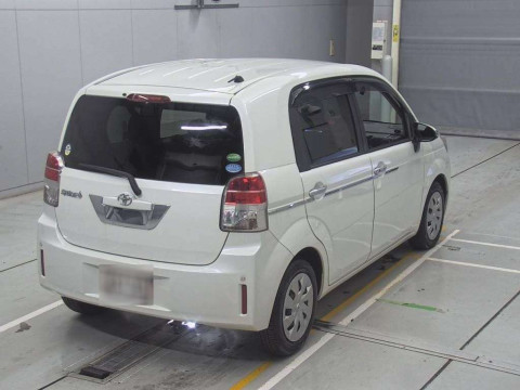 2013 Toyota Spade NCP141[1]