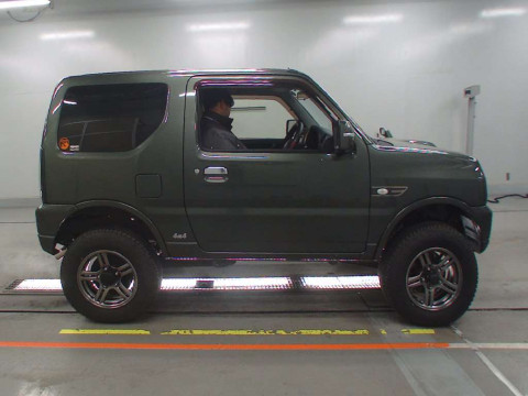 2016 Suzuki Jimny JB23W[2]