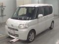 2010 Daihatsu Tanto