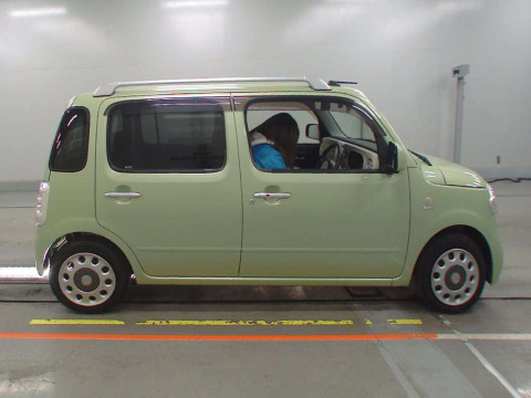 2015 Daihatsu Mira Cocoa L675S[2]