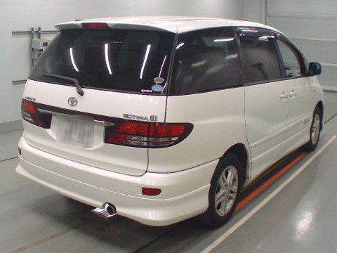 2004 Toyota Estima ACR40W[1]