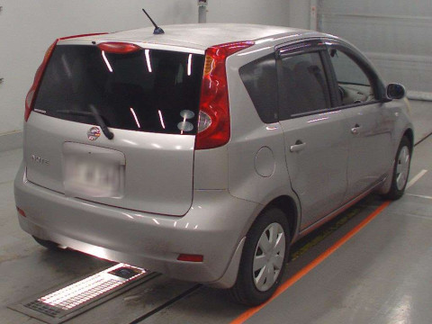 2010 Nissan Note E11[1]