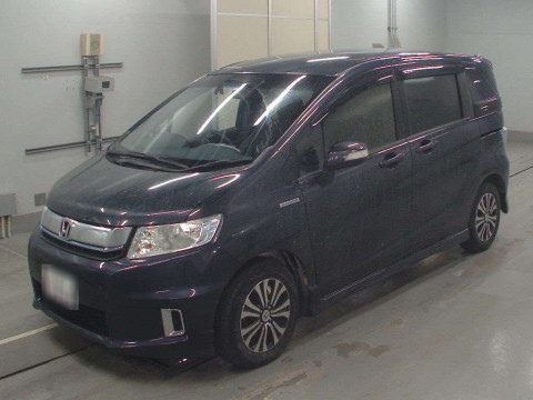 2014 Honda Freed spike hybrid GP3[0]