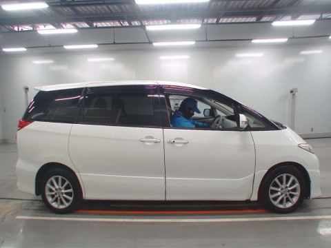 2009 Toyota Estima ACR55W[2]