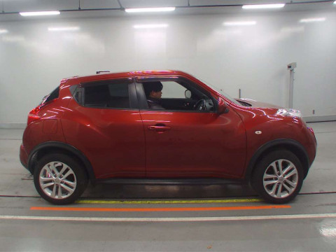 2012 Nissan JUKE YF15[2]