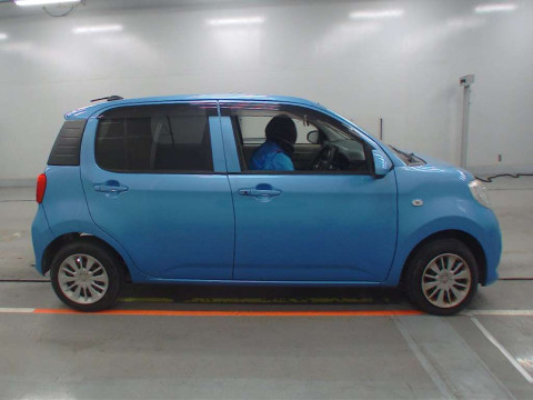 2016 Toyota Passo M700A[2]