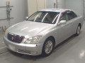 2004 Toyota Crown