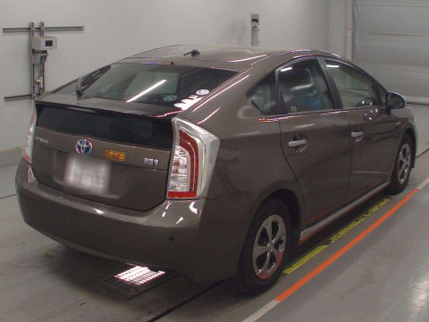 2013 Toyota Prius ZVW30[1]