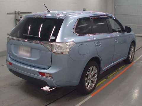 2014 Mitsubishi Outlander PHEV GG2W[1]