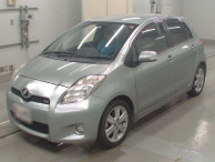 2010 Toyota Vitz