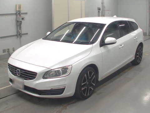 2016 Volvo V60 FD4204T[0]