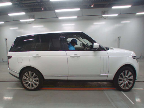 2014 Land Rover Range Rover LG5SA[2]