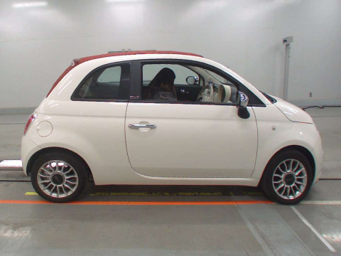 2014 Fiat 500C 31212[2]