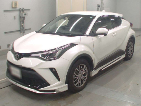 2020 Toyota C-HR NGX50[0]