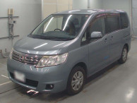 2008 Nissan Serena