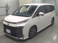 2024 Toyota Voxy