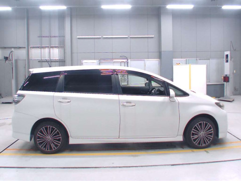 2016 Toyota Wish ZGE20W[2]