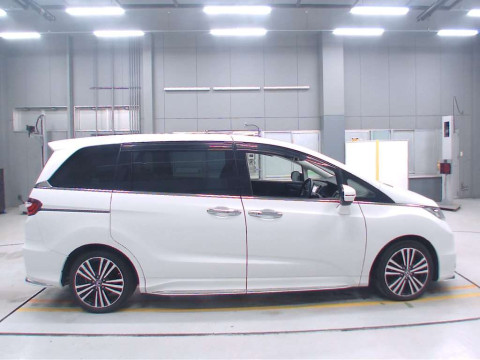 2014 Honda Odyssey RC1[2]