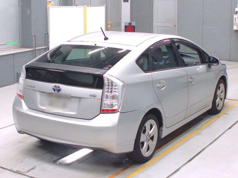 2010 Toyota Prius ZVW30[1]